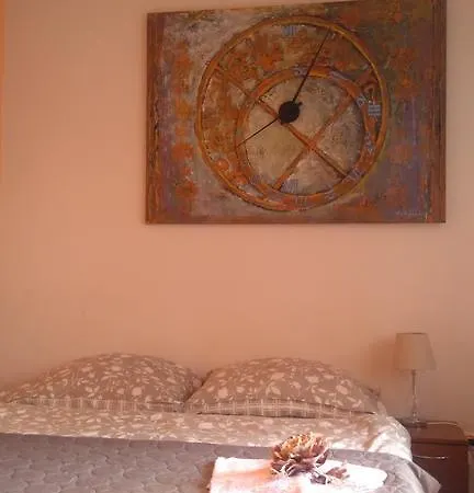 FATRAPARK 1 U SOVIČKY štúdio, kuchynka, kúpeľňa,s balkónom grátis parkovanie v podzemnej garáži